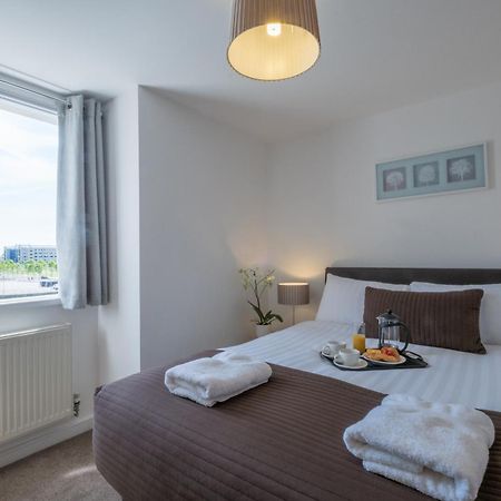 Base Serviced Apartments - The Docks Liverpool Exterior photo