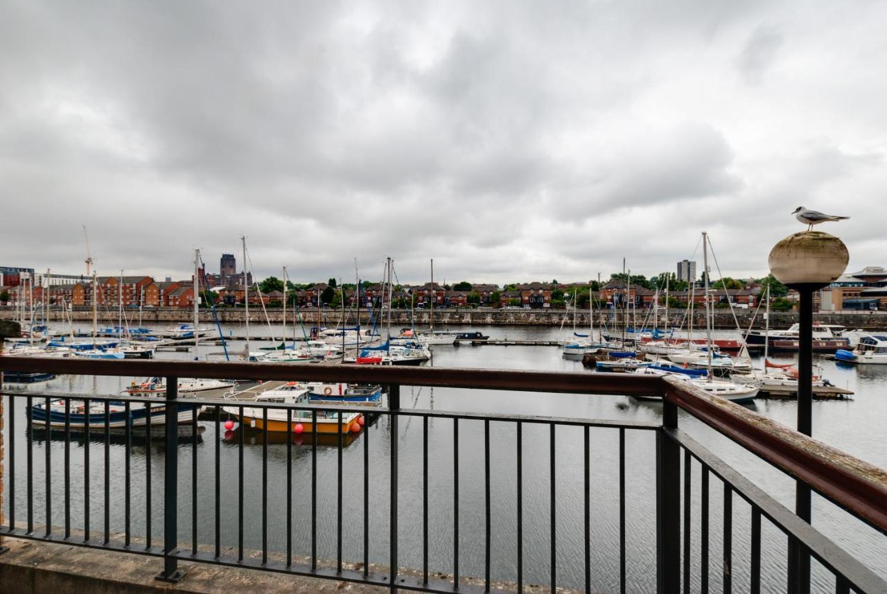 Base Serviced Apartments - The Docks Liverpool Exterior photo