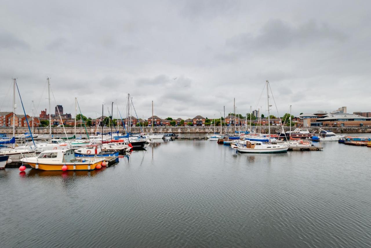 Base Serviced Apartments - The Docks Liverpool Exterior photo