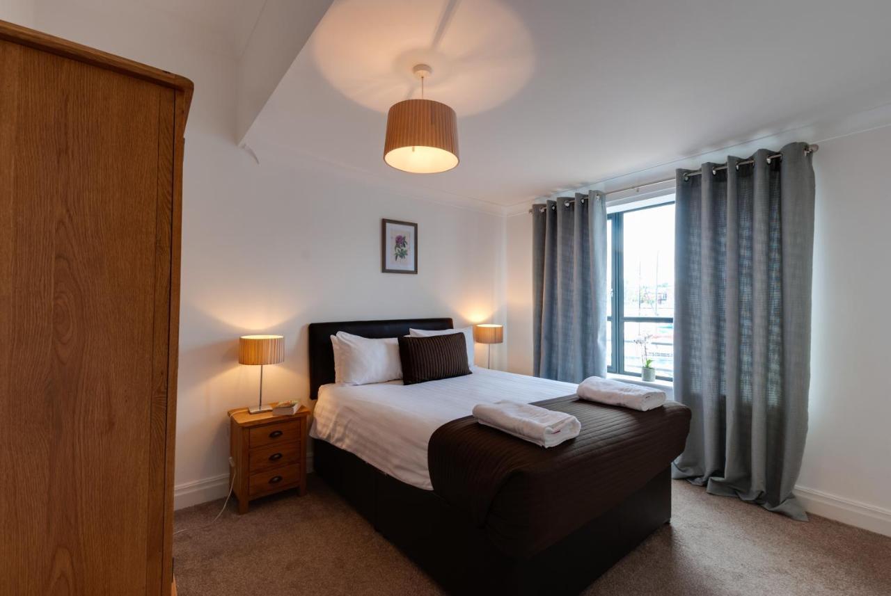 Base Serviced Apartments - The Docks Liverpool Exterior photo