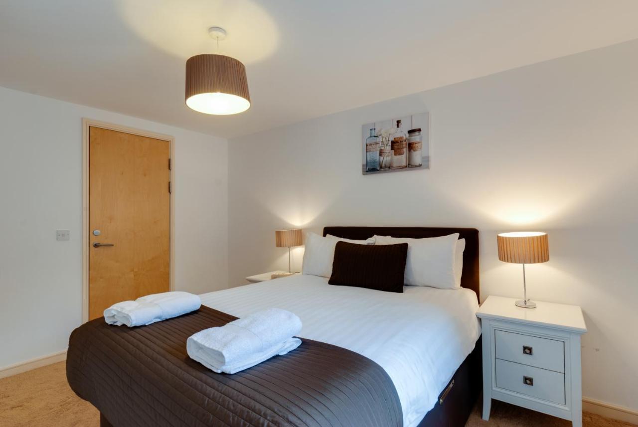 Base Serviced Apartments - The Docks Liverpool Exterior photo