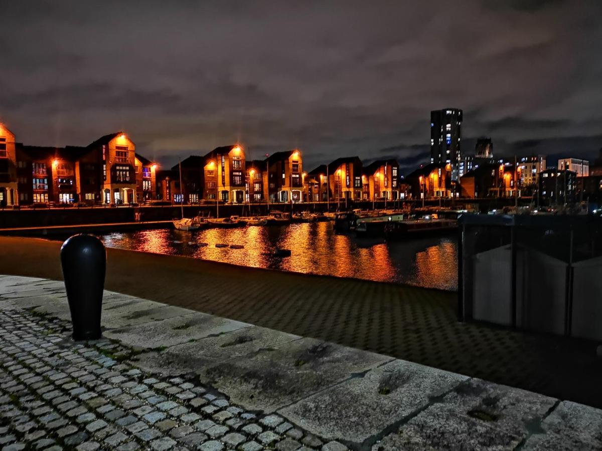Base Serviced Apartments - The Docks Liverpool Exterior photo